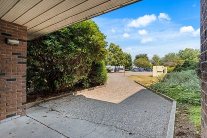 111 45598 Mcintosh Drive, Chilliwack, BC, Chilliwack — Apartment/Condo for sale