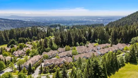 Backyard Photo of 36 2351 Parkway Boulevard, Coquitlam, BC