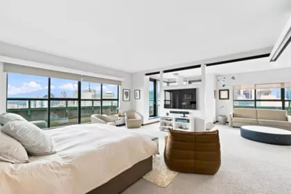 Loft / Bonus Room Photo of 2301 909 Burrard Street, Vancouver, BC