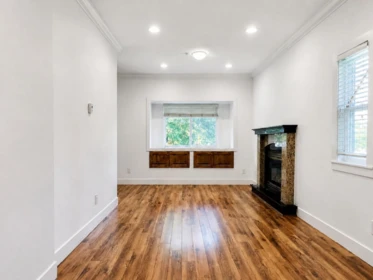 Dining Area Photo of 2388 E 5th Avenue, Vancouver, BC
