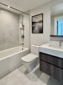 Primary Bathroom Photo of 1702 6537 Telford Avenue, Burnaby, BC