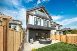2 3708 W 18th Avenue, Vancouver, BC