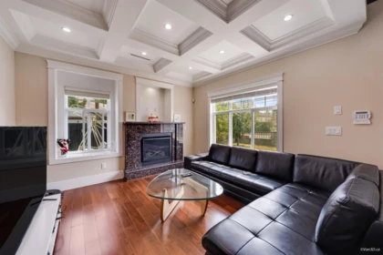 Breakfast Nook Photo of 6643 Imperial Street, Burnaby, BC