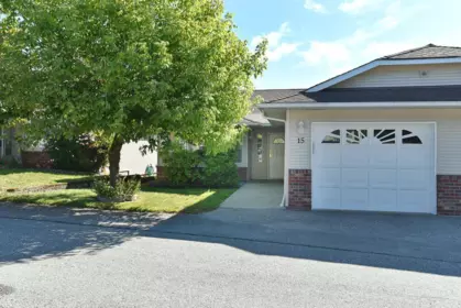 15 820 Kiwanis Way, Gibsons, BC, Gibsons — Townhouse for sale