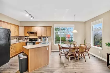 Dining Area Photo of 5 6588 188 Street, Surrey, BC