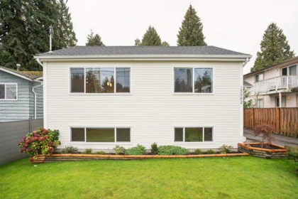 15962 North Bluff Road, White Rock, BC, White rock — Single Family Residence for sale