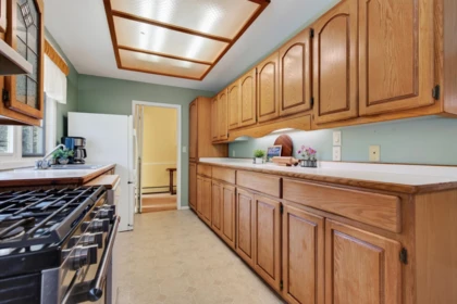 Primary Bedroom Photo of 3853 Hot Springs Road, Agassiz, BC