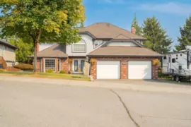 5906 190a Street, Surrey, BC