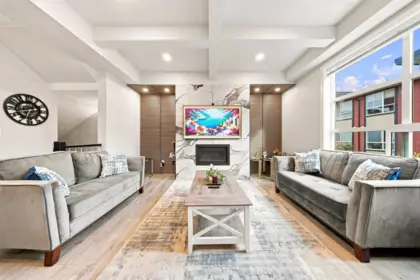 Breakfast Nook Photo of 45558 Meadowbrook Drive, Chilliwack, BC