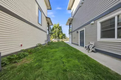 45558 Meadowbrook Drive, Chilliwack, BC, Chilliwack — Single Family Residence for sale