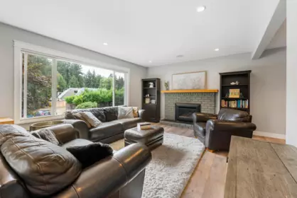 Breakfast Nook Photo of 3499 Wright Street, Abbotsford, BC