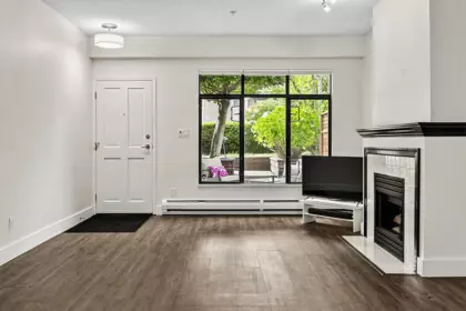 Breakfast Nook Photo of 2 221 Ash Street, New Westminster, BC