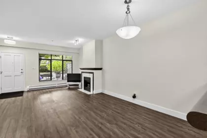 Primary Bedroom Photo of 2 221 Ash Street, New Westminster, BC