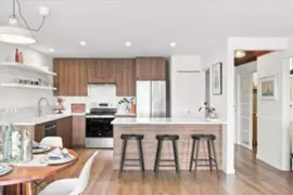 207 236 W 2nd Street, North Vancouver, BC