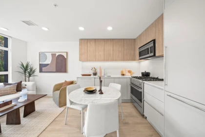 Breakfast Nook Photo of 6311 Oak Street, Vancouver, BC