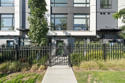 Laundry Room Photo of 6311 Oak Street, Vancouver, BC