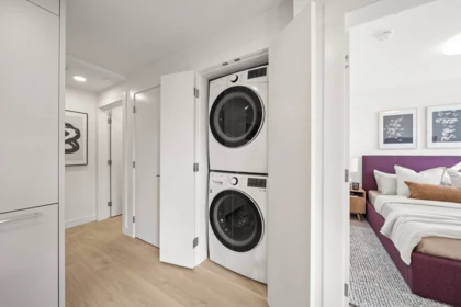 Walk-In Closet Photo of 6311 Oak Street, Vancouver, BC