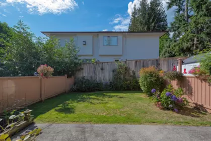Laundry Room Photo of 837 North Road, Gibsons, BC