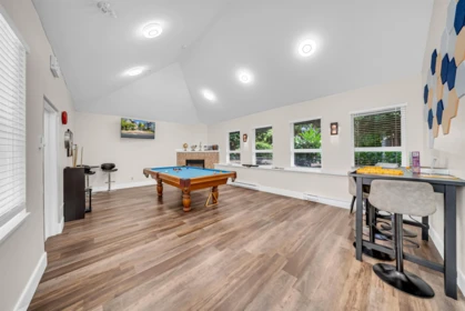 Hot Tub / Spa Photo of 202 9650 148 Street, Surrey, BC