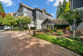 202 9650 148 Street, Surrey, BC