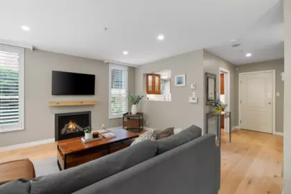 Dining Area Photo of 109 1111 Haro Street, Vancouver, BC