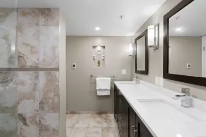 Office / Den Photo of 109 1111 Haro Street, Vancouver, BC
