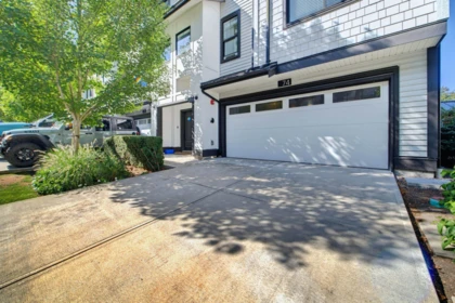 Living Room Photo of 74 7967 197 Street, Langley, BC