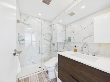 Walk-In Closet Photo of 3408 4711 Hazel Street, Burnaby, BC