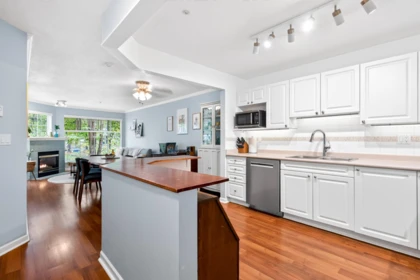 213 2678 Dixon Street, Port Coquitlam, BC, Port coquitlam — Apartment/Condo for sale