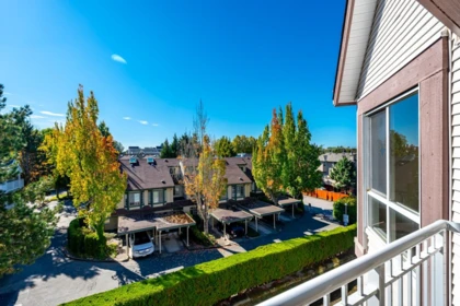 Front Yard Photo of 321 7453 Moffatt Road, Richmond, BC