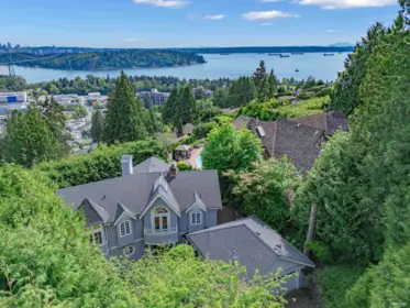 880 Younette Drive, West Vancouver, BC, West Vancouver — Single Family Residence for sale