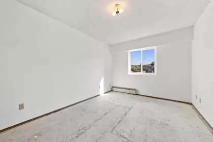 Mudroom Photo of 205 1825 W 8th Avenue, Vancouver, BC