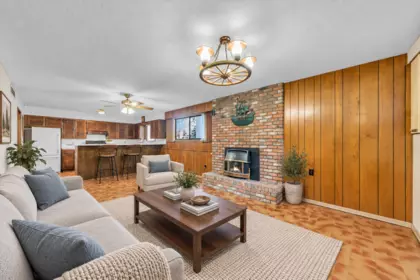 Hot Tub / Spa Photo of 4195 Nanaimo Street, Vancouver, BC