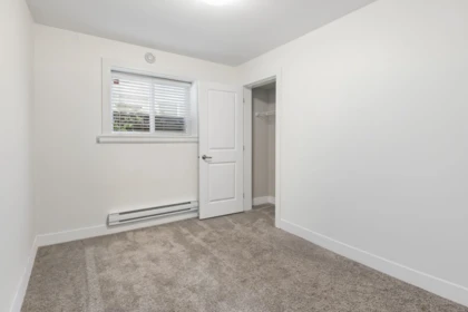 Hallway Photo of 19562 72a Avenue, Surrey, BC