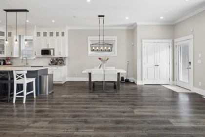 Kitchen Photo of 19562 72a Avenue, Surrey, BC