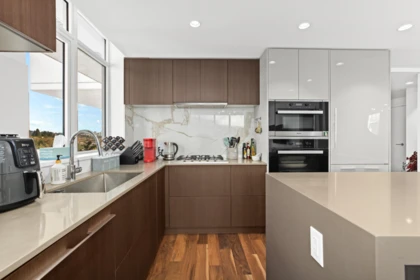Kitchen Island Photo of 1107 1632 Lions Gate Lane, North Vancouver, BC