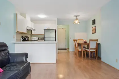 407 3970 Carrigan Court, Burnaby, BC, Burnaby — Apartment/Condo for sale