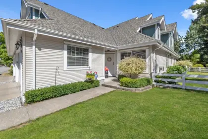 93 16995 64 Avenue, Surrey, BC, Surrey — Townhouse for sale