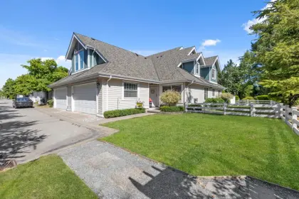 93 16995 64 Avenue, Surrey, BC, Surrey — Townhouse for sale