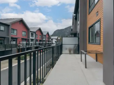 1352 Marinaside Place, Squamish, BC, Squamish — Townhouse for sale
