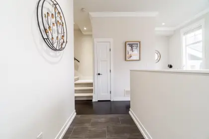 16458 23 Avenue, Surrey, BC, Surrey — Half Duplex for sale