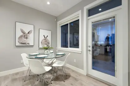 5082 Norfolk Street, Burnaby, BC, Burnaby — Half Duplex for sale