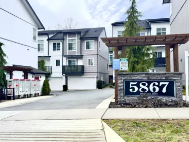30 5867 129 Street, Surrey, BC, Surrey — Townhouse for sale