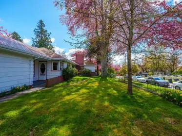 301 Third Street, New Westminster, BC, New westminster — Single Family Residence for sale