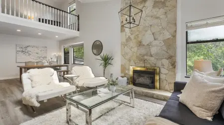16202 Southglen Place, Surrey, BC, Surrey — Single Family Residence for sale