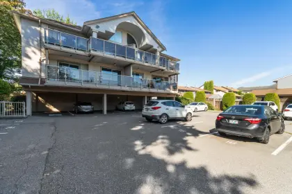 302 33839 Marshall Road, Abbotsford, BC, Abbotsford — Apartment/Condo for sale