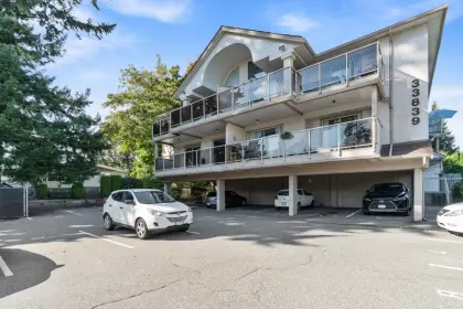 302 33839 Marshall Road, Abbotsford, BC, Abbotsford — Apartment/Condo for sale