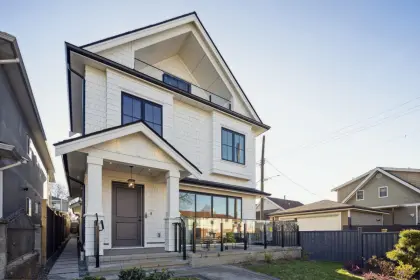 1 2920 Grant Street, Vancouver, BC, Vancouver — Half Duplex for sale