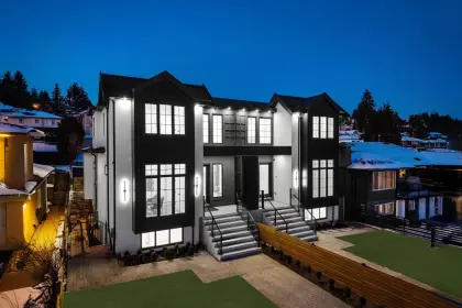 4965 Georgia Street, Burnaby, BC, Burnaby — Half Duplex for sale