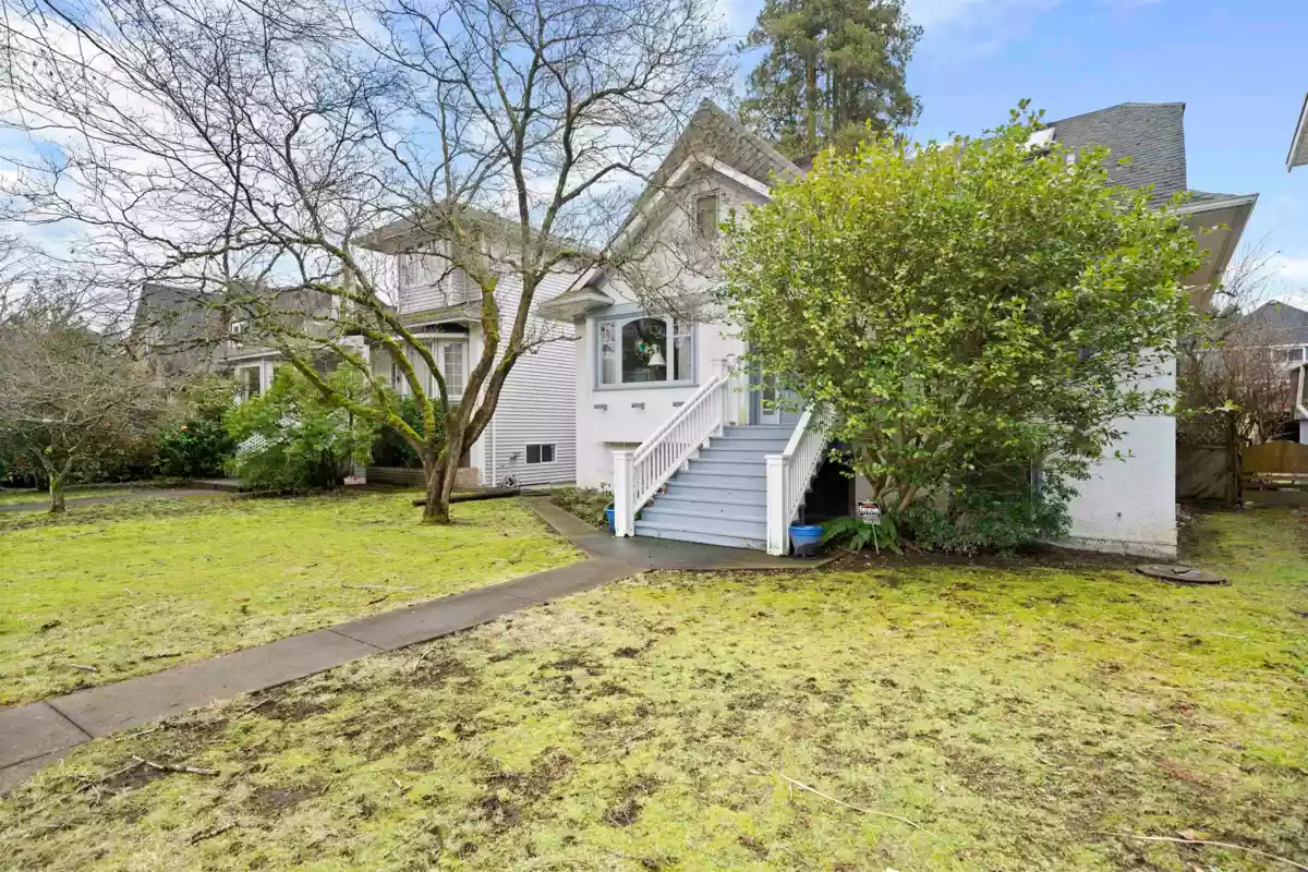 Exterior Rear Photo of 2838 W 38th Avenue, Vancouver, BC